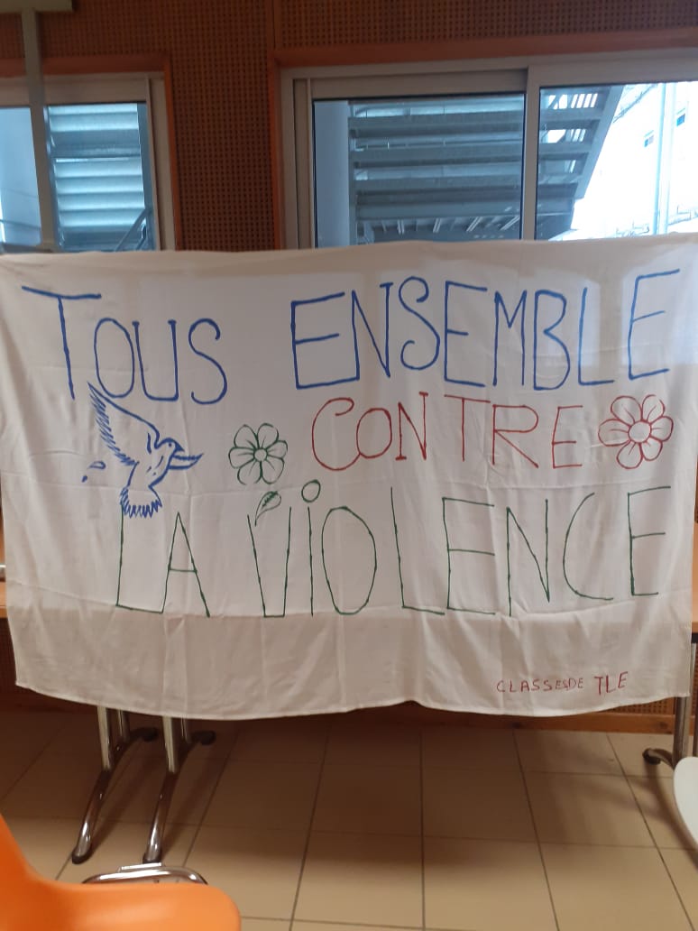 La "Journée de la non-violence" célébrée au lycée Robert Weinum